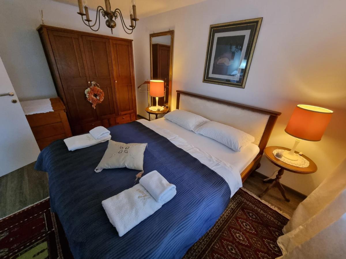 Apartment Blaoss Karlovac Bagian luar foto