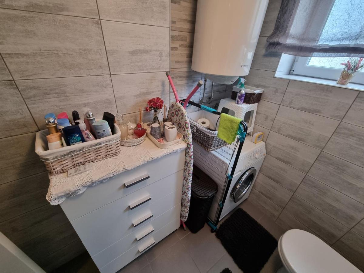 Apartment Blaoss Karlovac Bagian luar foto